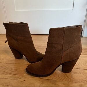Arturo Chiang leather booties brown, women’s size 7.5
